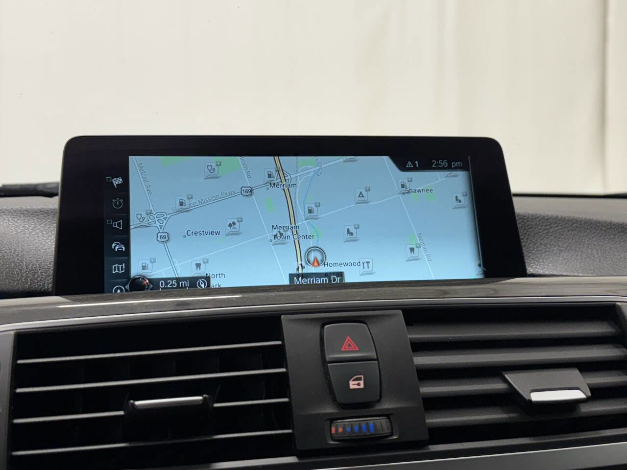 Used 2017 BMW 330i Sedan image 25