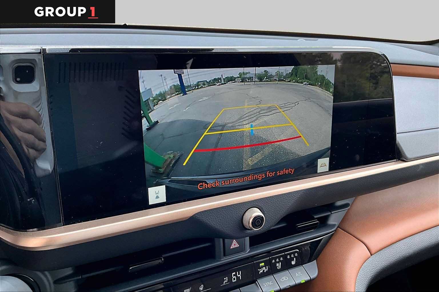 Certified 2025 Toyota Crown Signia AWD/4WD image 29