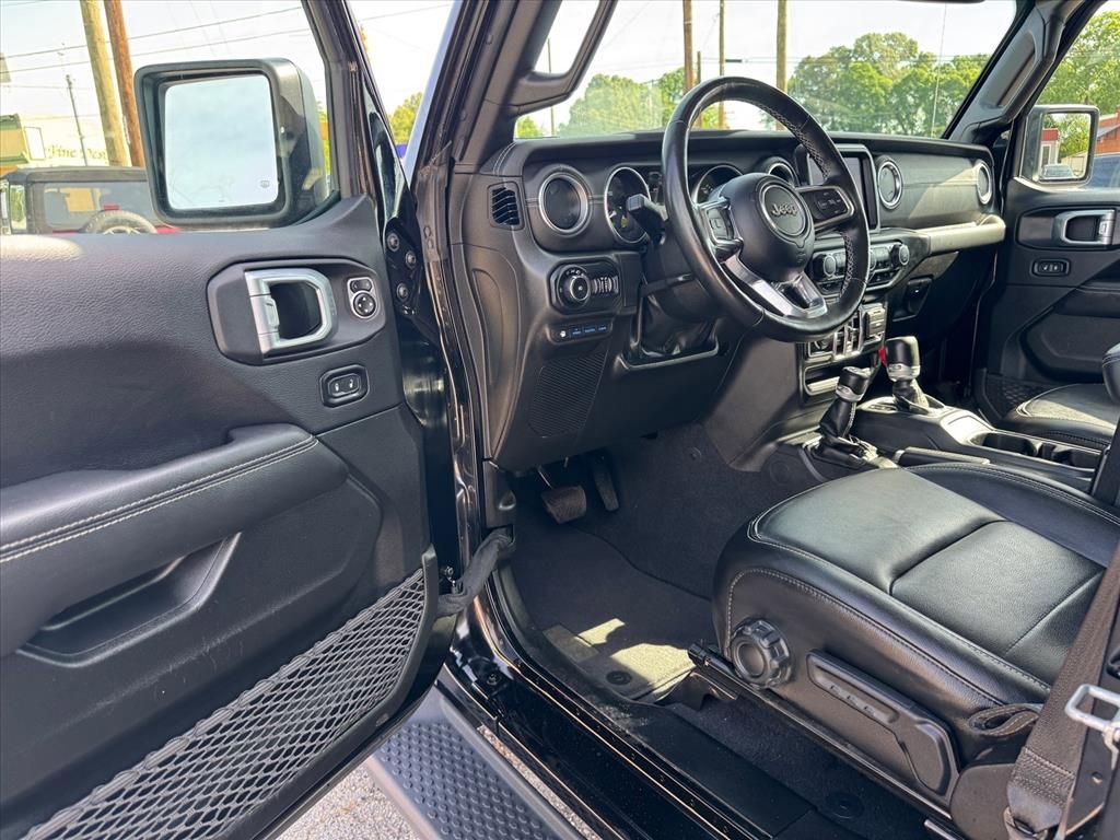 Used 2022 Jeep Wrangler Unlimited Sahara w/ Cold Weather Group AWD/4WD image 14