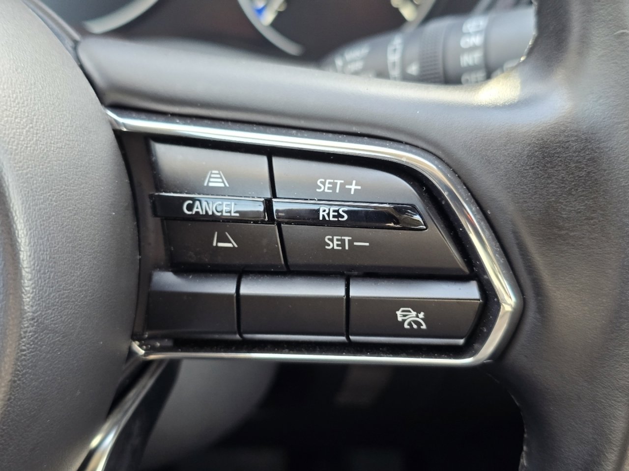 Used 2025 MAZDA CX-90 3.3 Turbo w/ Select Package image 28