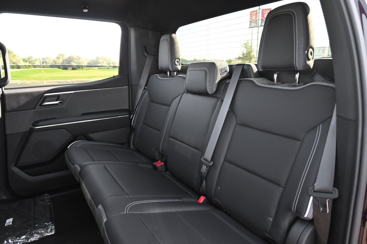 New 2026 GMC Sierra EV Elevation AWD/4WD image 39