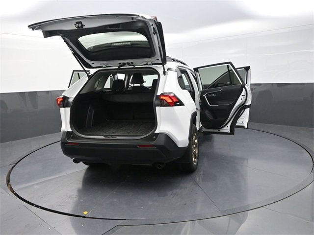 Used 2023 Toyota RAV4 AWD Hybrid image 44