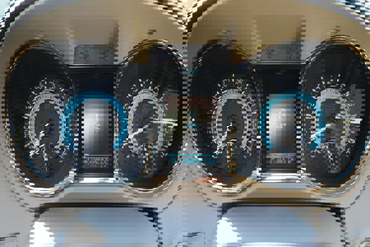 Used 2010 Buick LaCrosse CXL w/ Luxury Package FWD image 13