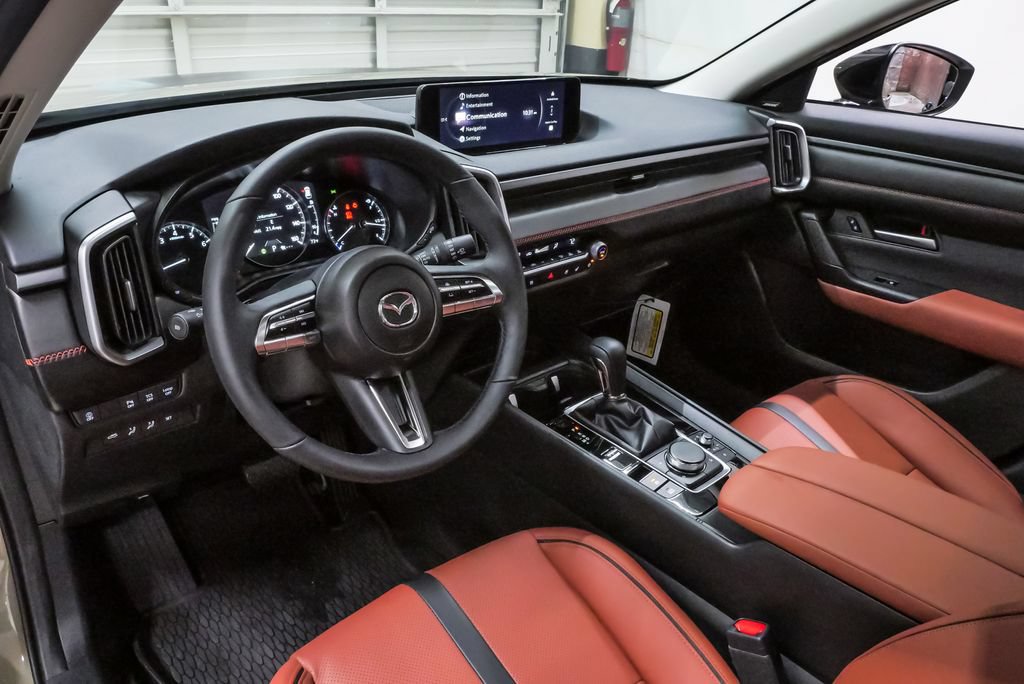 Used 2026 MAZDA CX-50 Meridian Edition w/ Apex Package AWD/4WD image 2