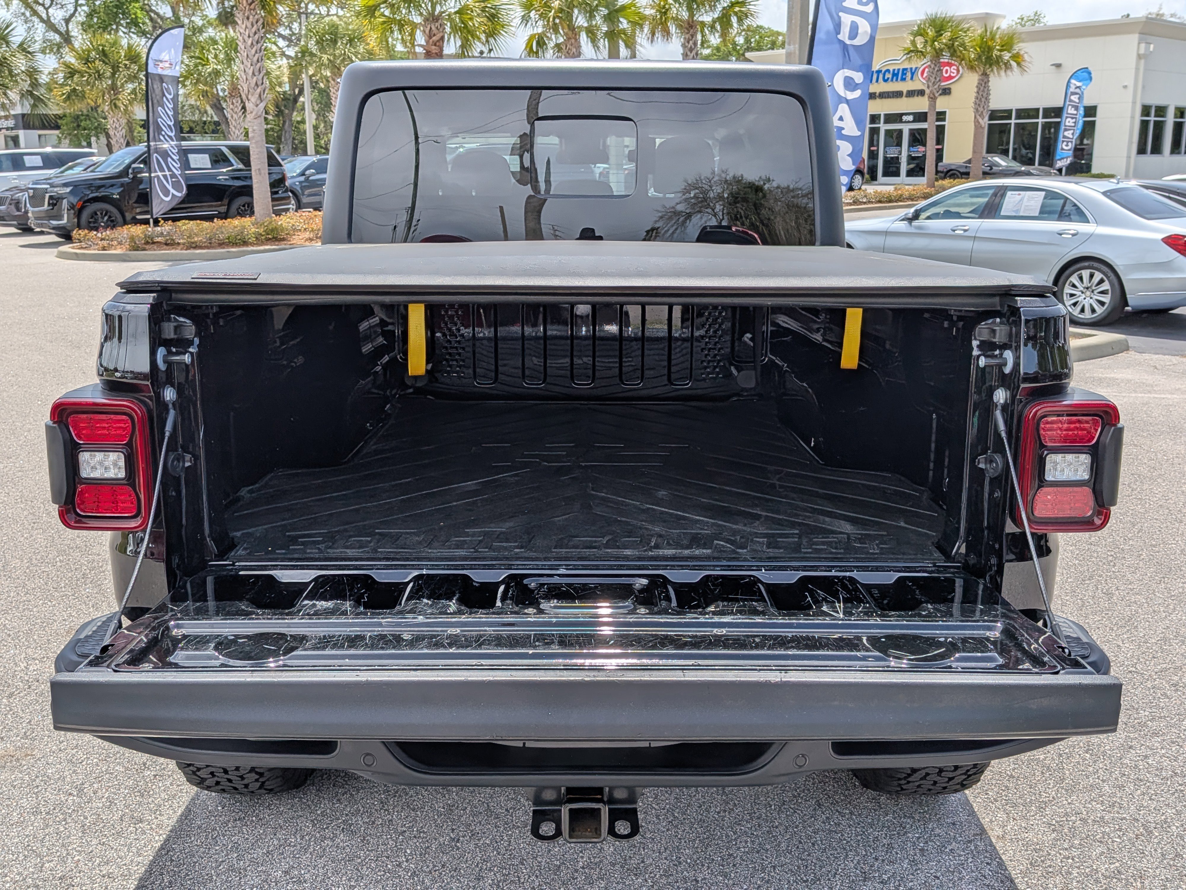 Used 2024 Jeep Gladiator Sport image 18