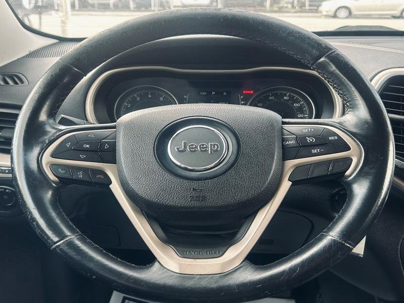 Used 2014 Jeep Cherokee Latitude image 18