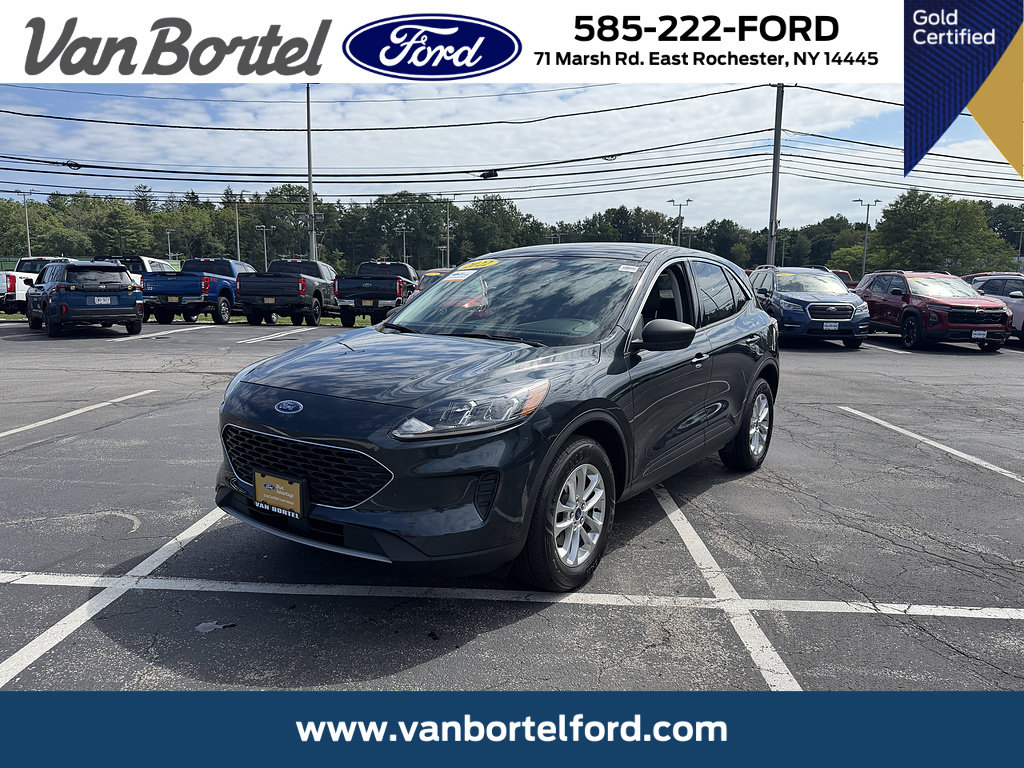 Certified 2022 Ford Escape SE w/ Cold Weather Package AWD/4WD image 1