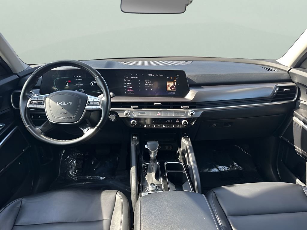 Used 2023 Kia Telluride S image 12