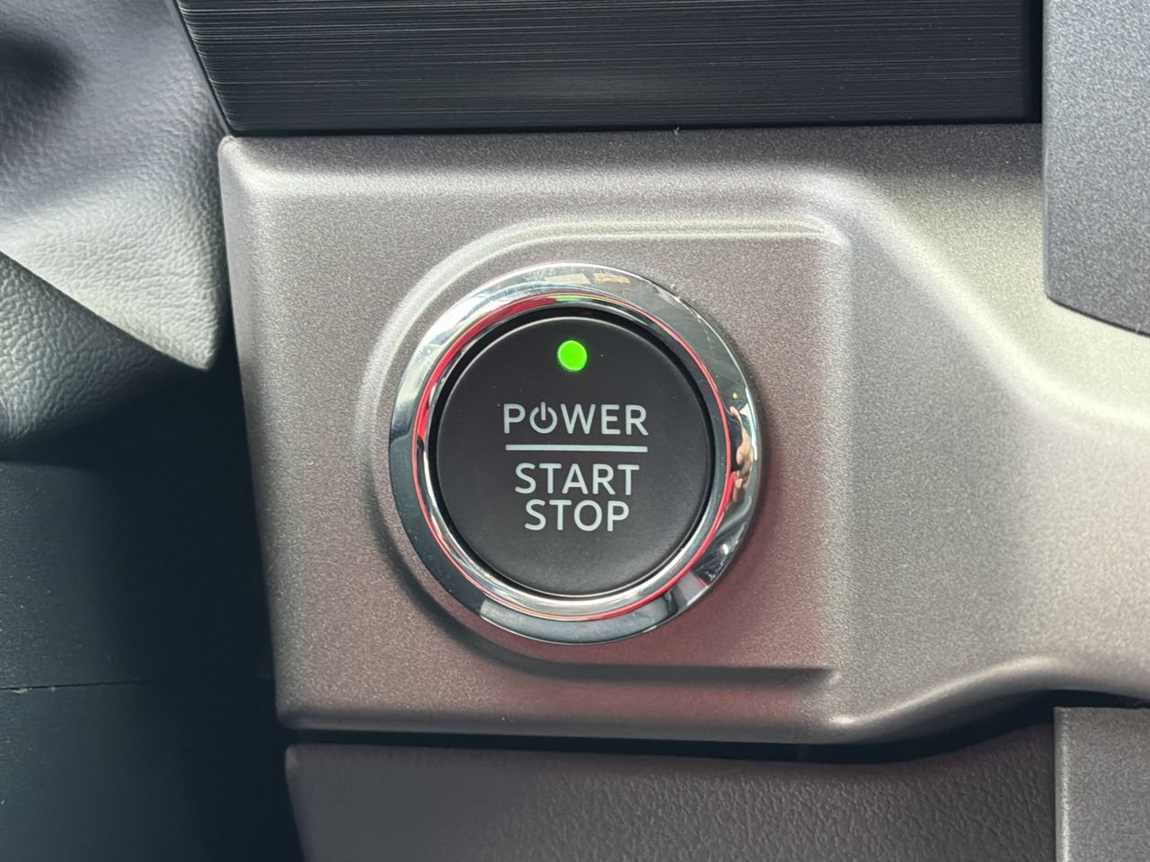 Used 2025 Ford F150 Lightning XLT AWD/4WD image 30