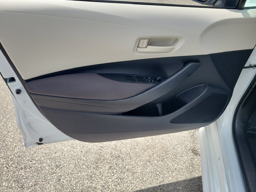 Used 2024 Toyota Corolla LE FWD image 19