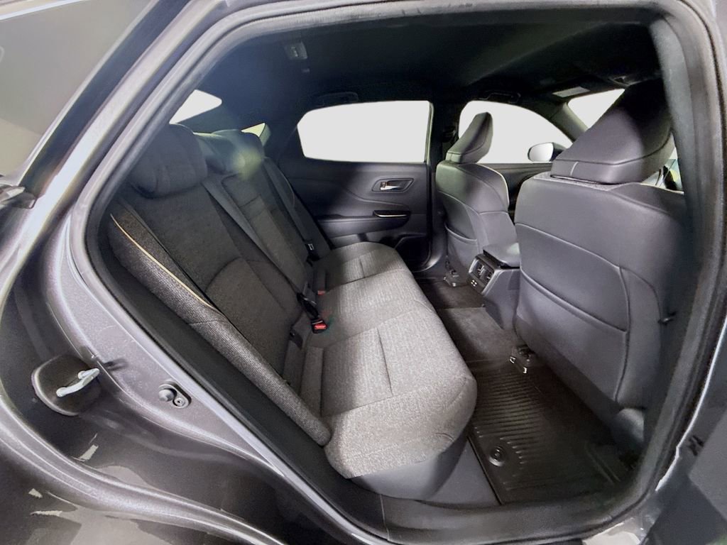 Used 2023 Toyota Crown XLE image 22