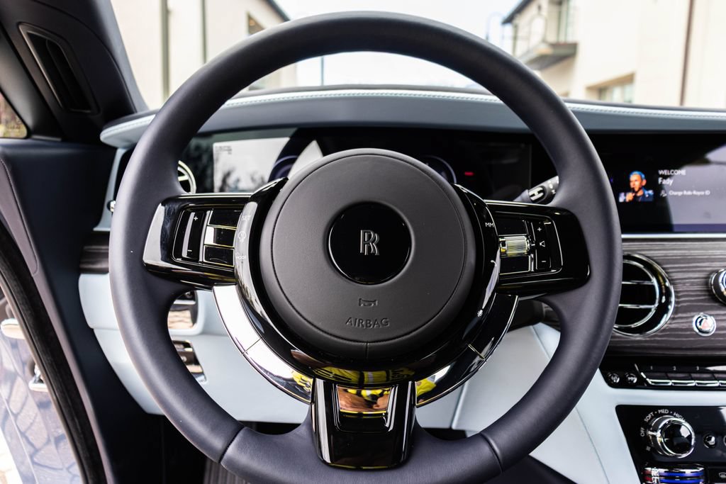 Used 2025 Rolls-Royce Spectre w/ Leather Finishing Pack AWD/4WD image 4