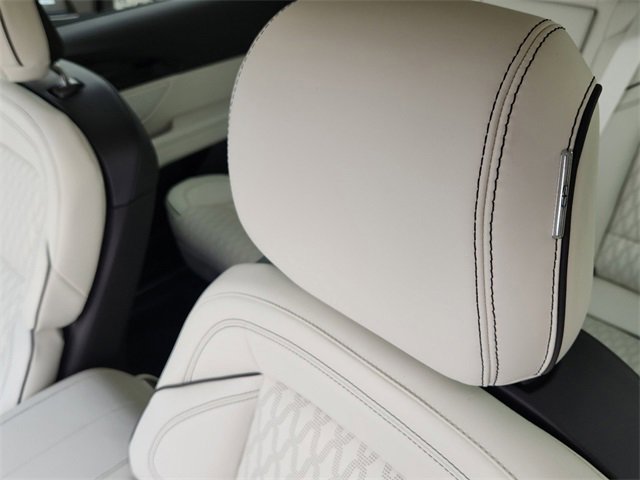 New 2024 Lincoln Nautilus Black Label w/ Jet Appearance Package (87T) image 14