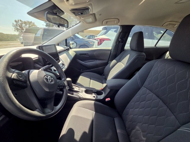 Used 2023 Toyota Corolla LE FWD image 8