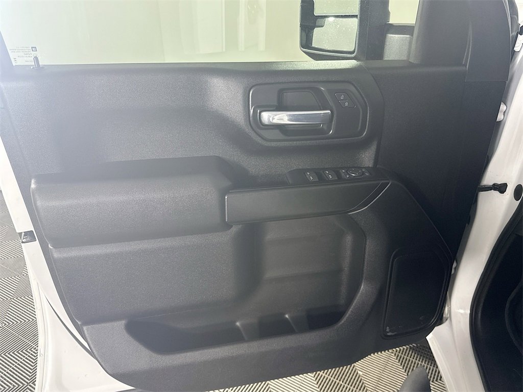 Used 2024 Chevrolet Silverado 2500 Custom w/ Custom Value Package image 24