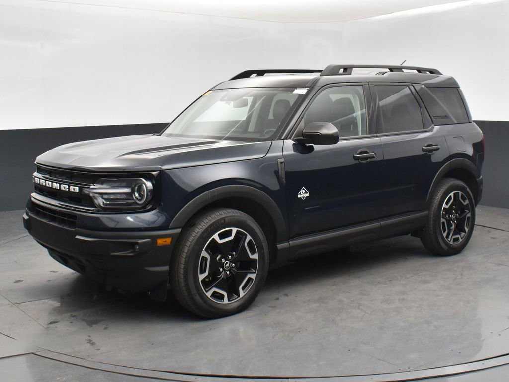 Used 2023 Ford Bronco Sport Outer Banks w/ Tech Package image 1