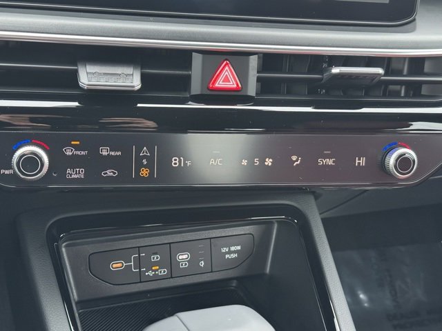 Used 2025 Kia K5 GT-Line w/ GT-Line Premium Package image 12
