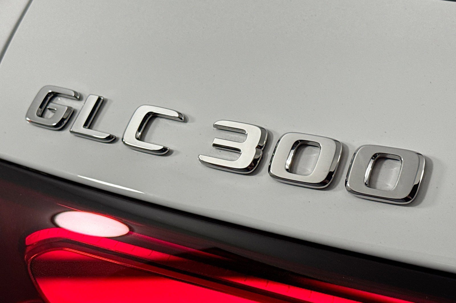 Certified 2026 Mercedes-Benz GLC 300 image 8