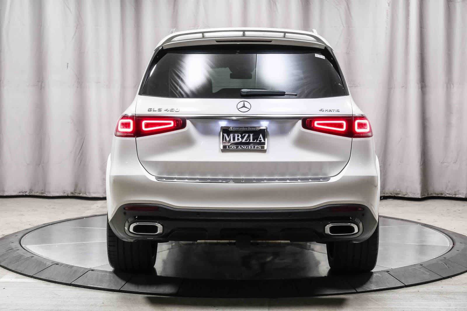 Used 2023 Mercedes-Benz GLS 450 4MATIC image 3