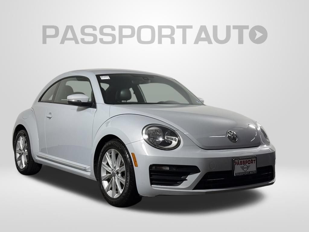 Used 2018 Volkswagen Beetle 2.0T S w/ Style & Comfort Package For S FWD image 3
