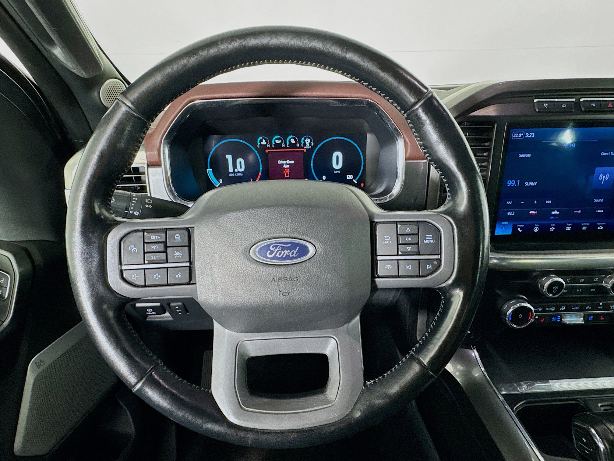 Used 2023 Ford F150 Lariat w/ Equipment Group 502A High image 11