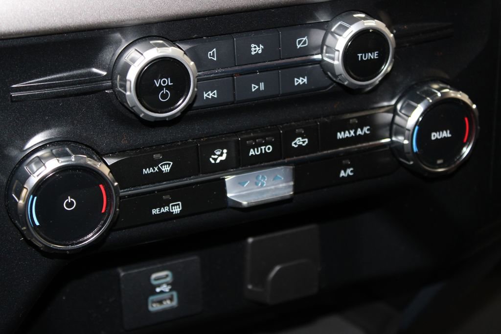 Used 2024 Ford F150 XLT w/ Tow/Haul Package image 41