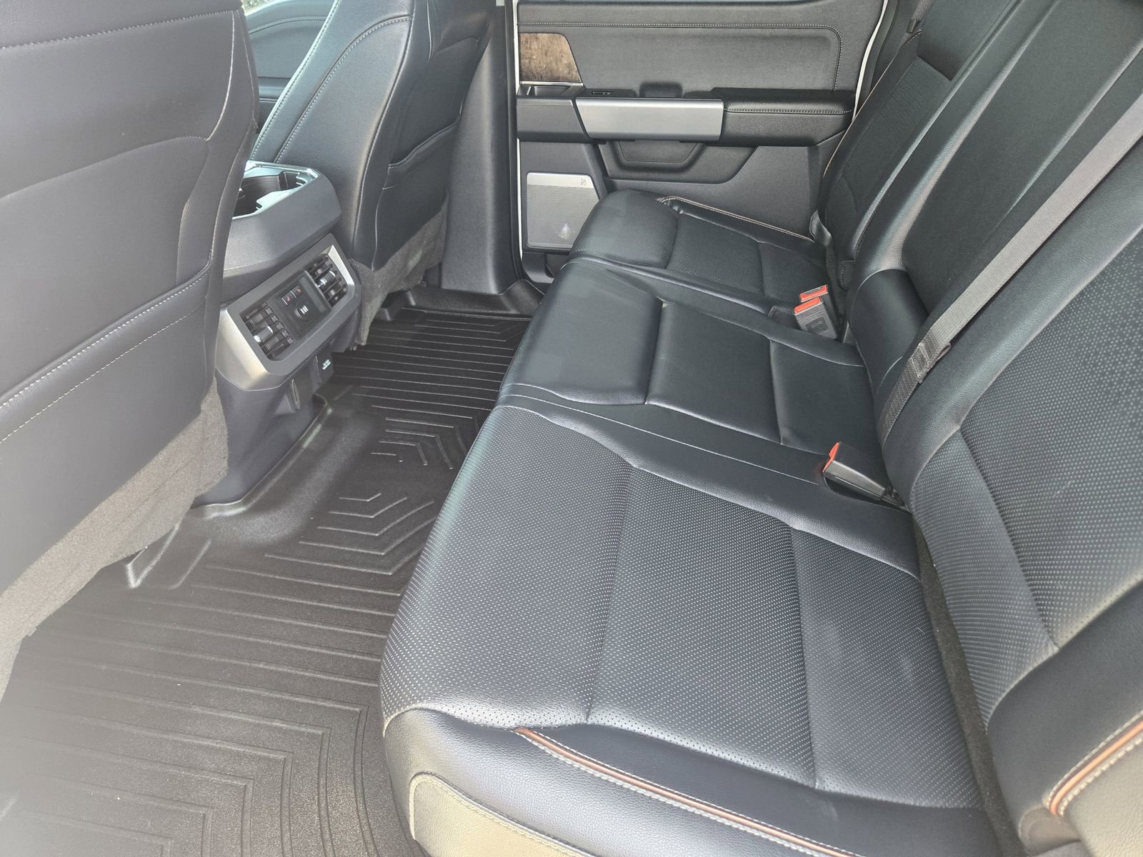 Certified 2023 Ford F250 Lariat w/ Tow Technology Package AWD/4WD image 31