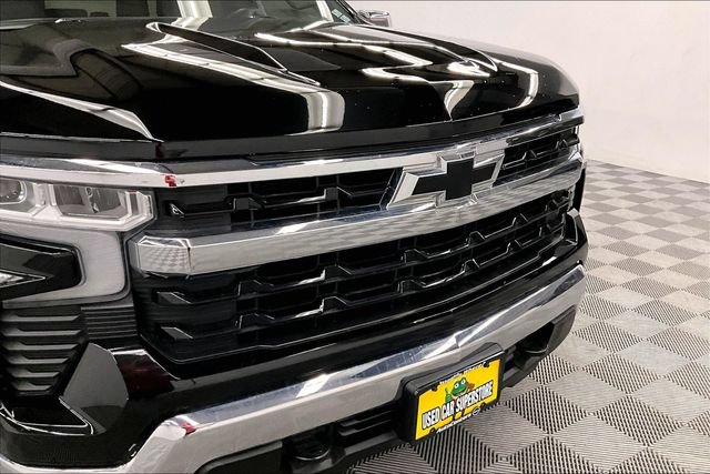 Used 2023 Chevrolet Silverado 1500 LT w/ LPO, Dark Essentials Package AWD/4WD image 32