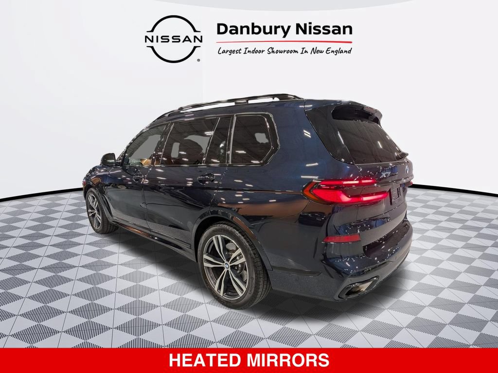 Used 2024 BMW X7 xDrive40i w/ M Sport Package AWD/4WD image 5