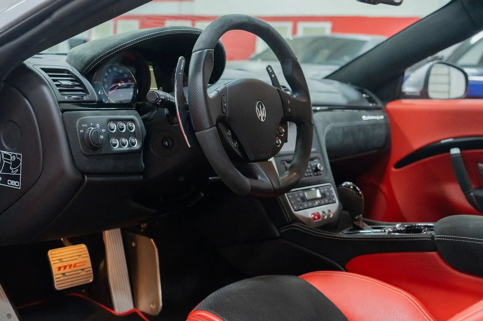 Used 2017 Maserati GranTurismo Sport RWD image 13