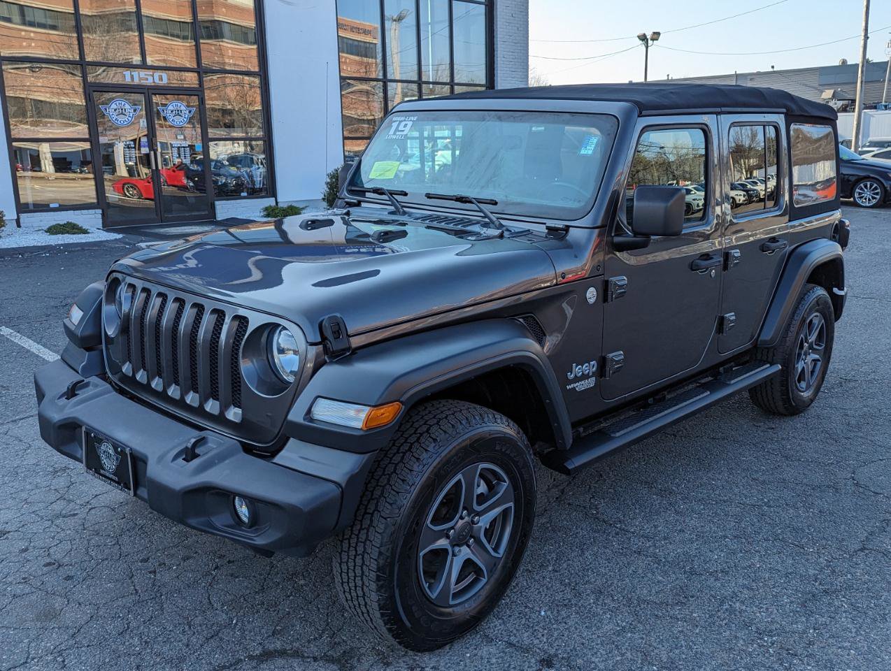Used 2019 Jeep Wrangler Unlimited Sport S image 2