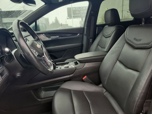 Certified 2023 Cadillac XT5 Premium Luxury w/ LPO, Floor Liner Package FWD image 7
