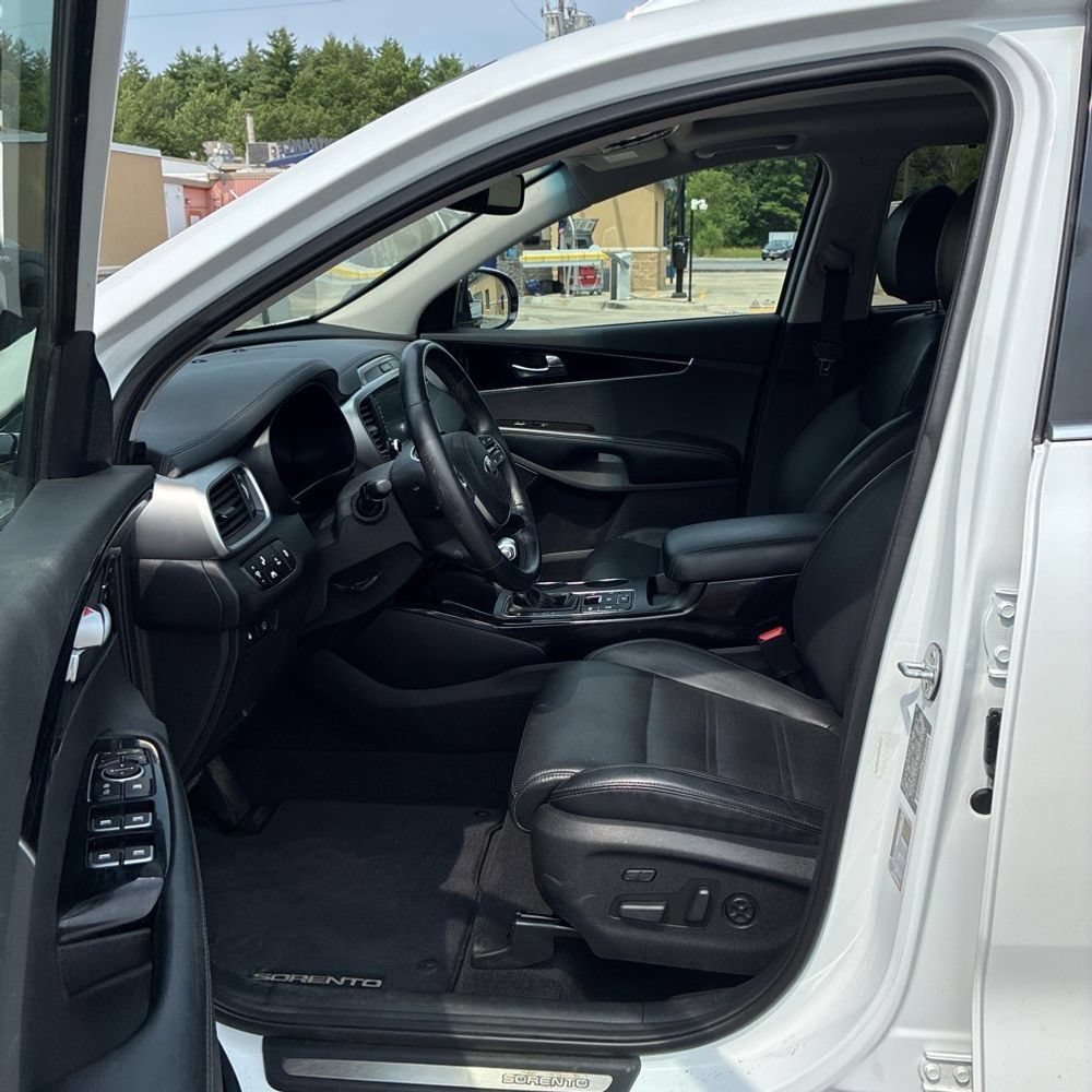 Used 2019 Kia Sorento SX w/ SX Touring Package AWD/4WD image 5