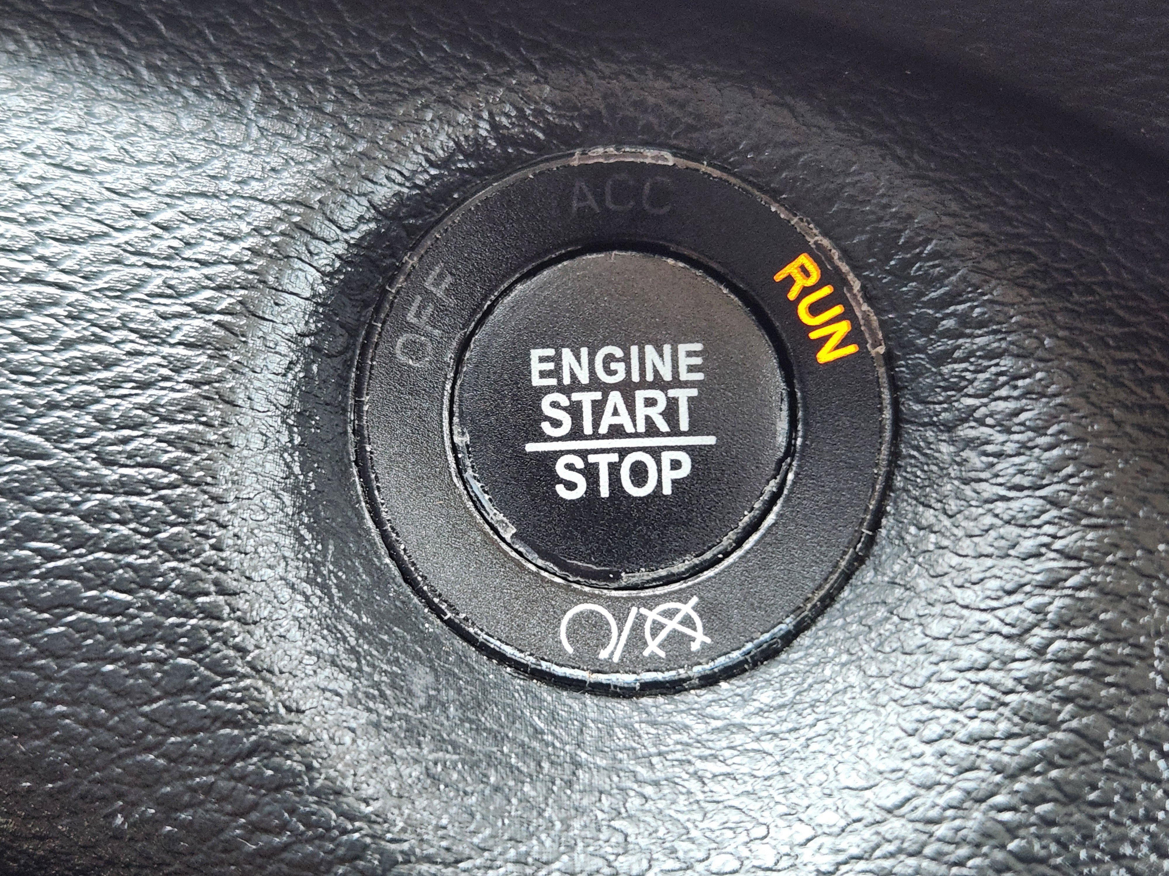 Used 2023 Jeep Cherokee Altitude Lux AWD/4WD image 17