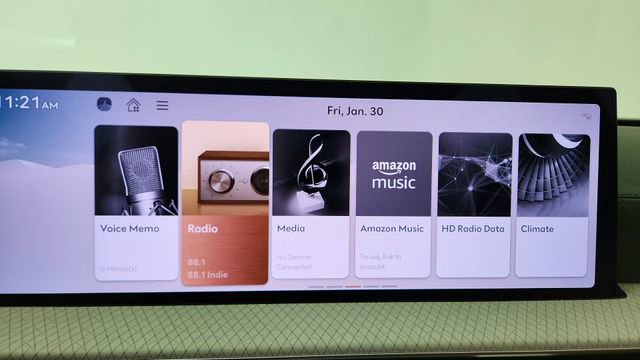 Used 2025 Genesis GV80 3.5T Prestige image 48