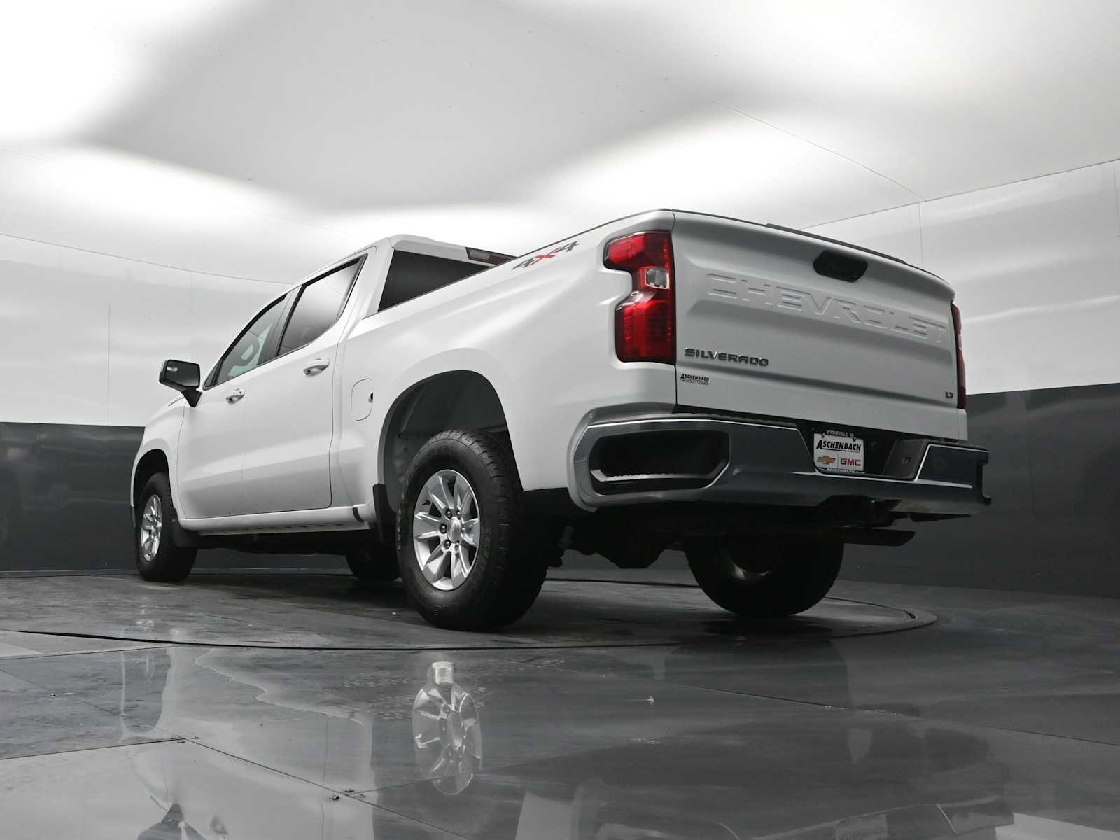 Used 2023 Chevrolet Silverado 1500 LT w/ Work Truck Package image 22