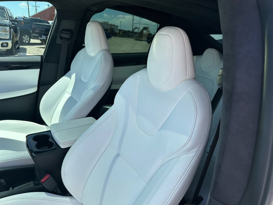 Used 2020 Tesla Model X Long Range AWD/4WD image 34