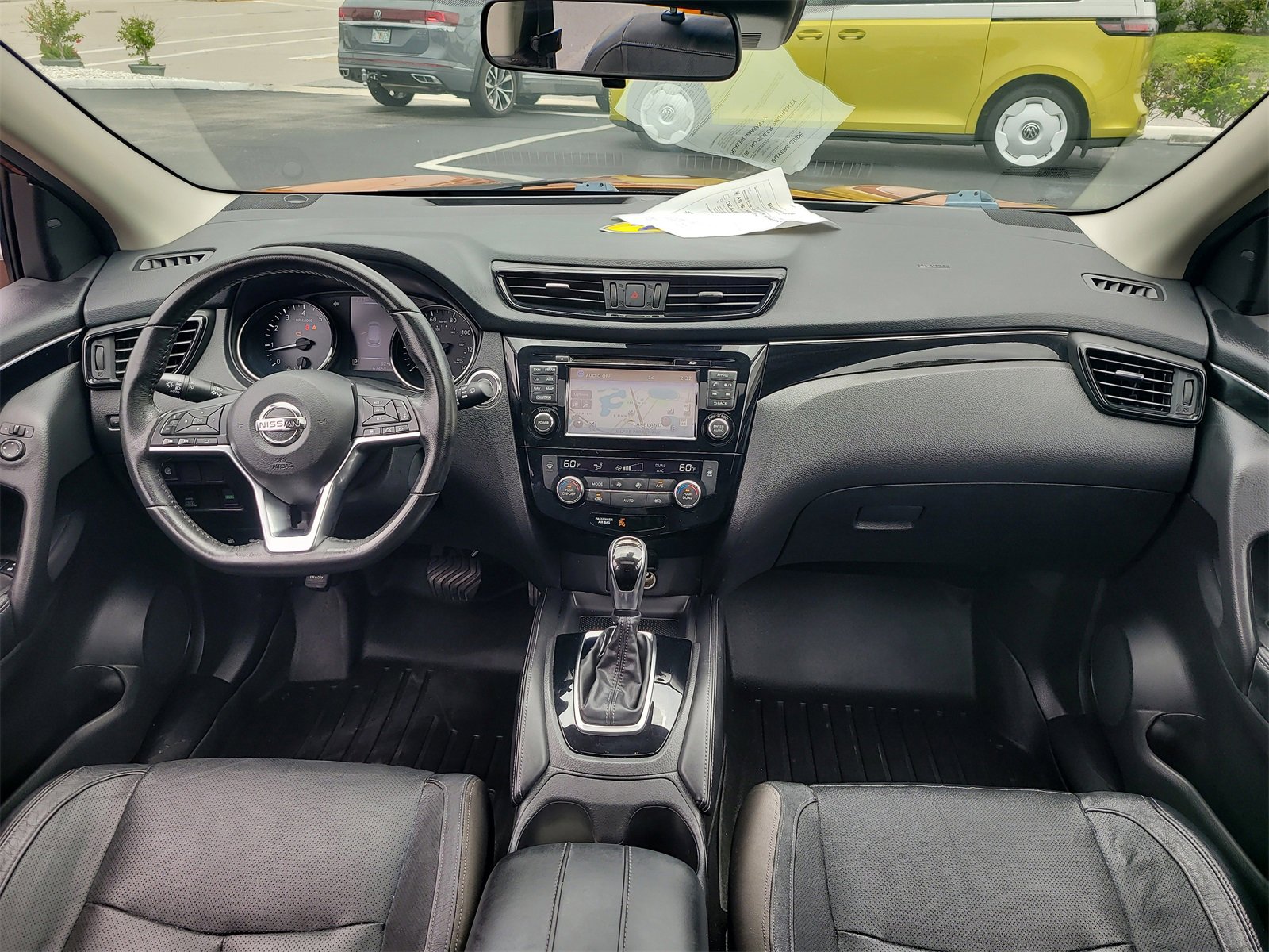 Used 2017 Nissan Rogue Sport SL w/ SL Premium Package image 14