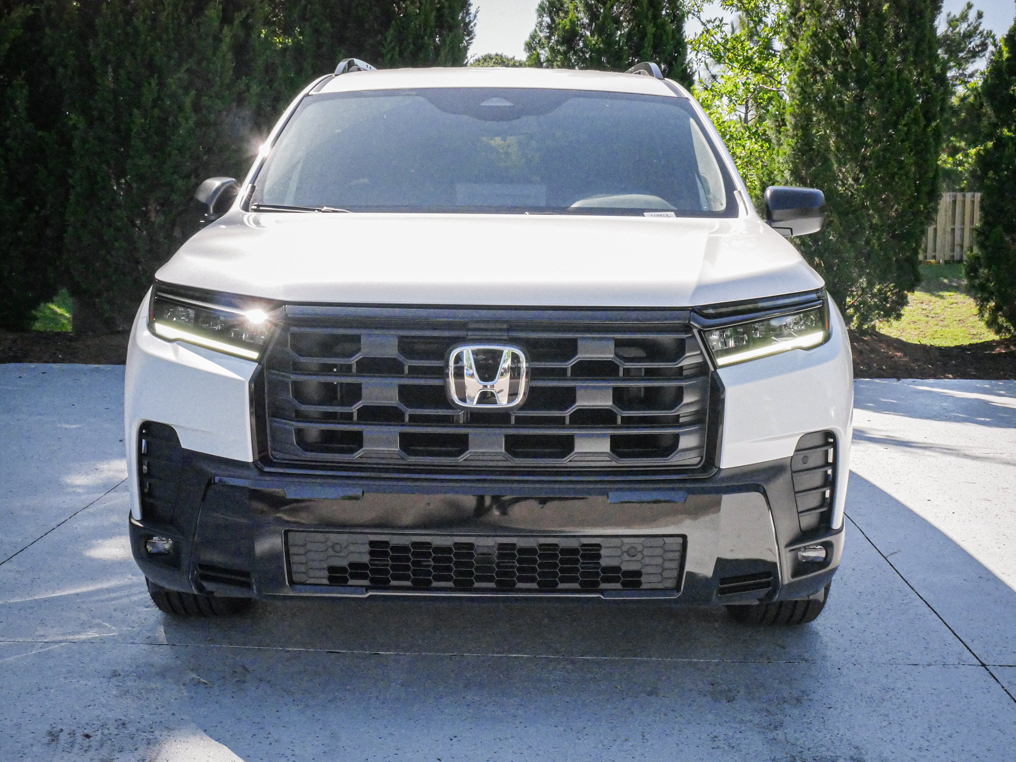 New 2026 Honda Pilot Sport image 3