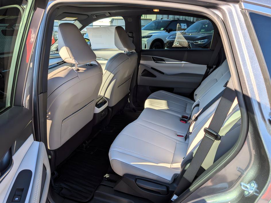 New 2027 INFINITI QX65 Luxe w/ Cargo Package AWD/4WD image 12