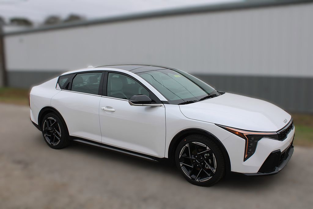 New 2026 Kia K4 GT-Line image 4