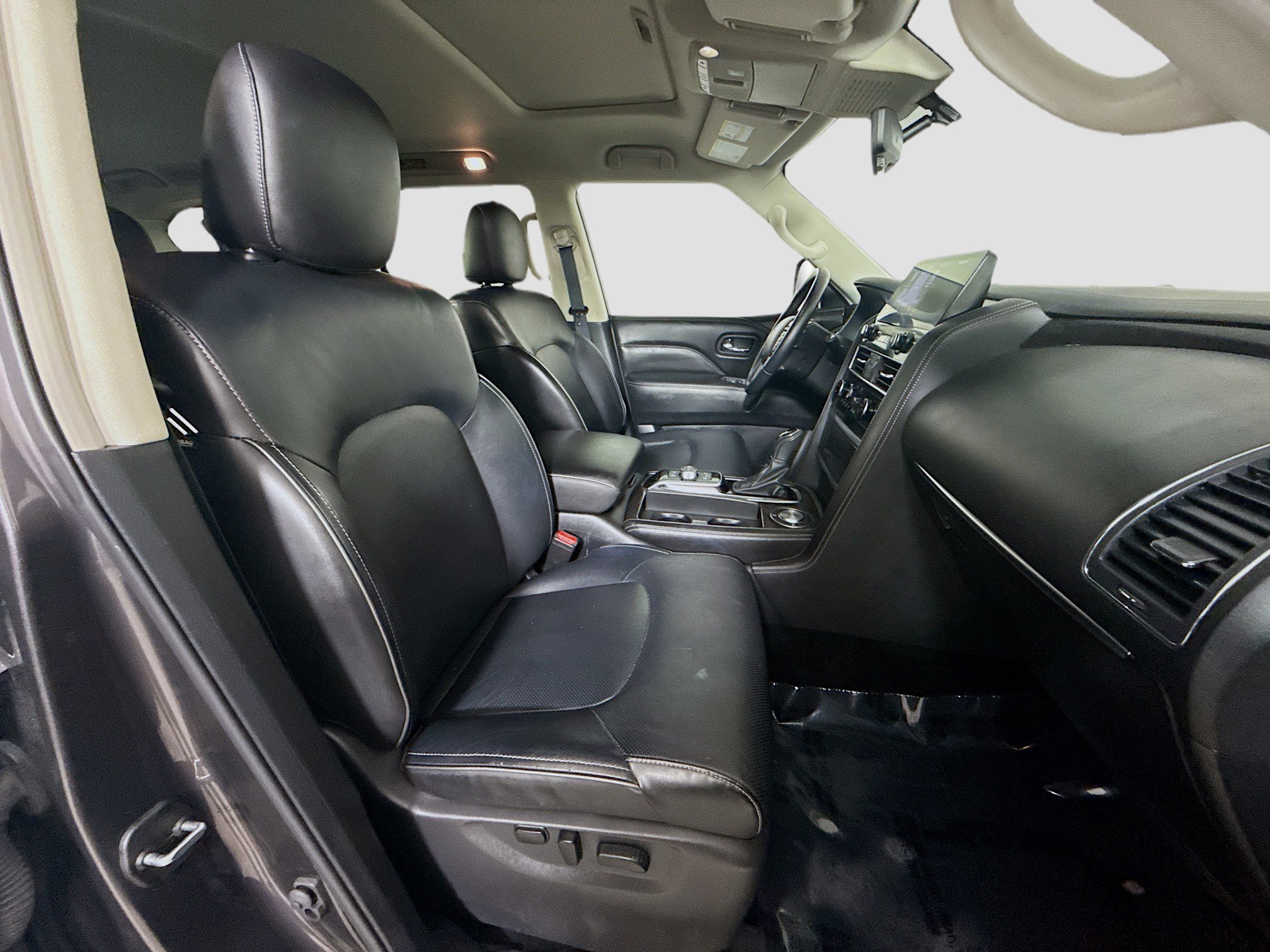 Used 2024 INFINITI QX80 Luxe image 29