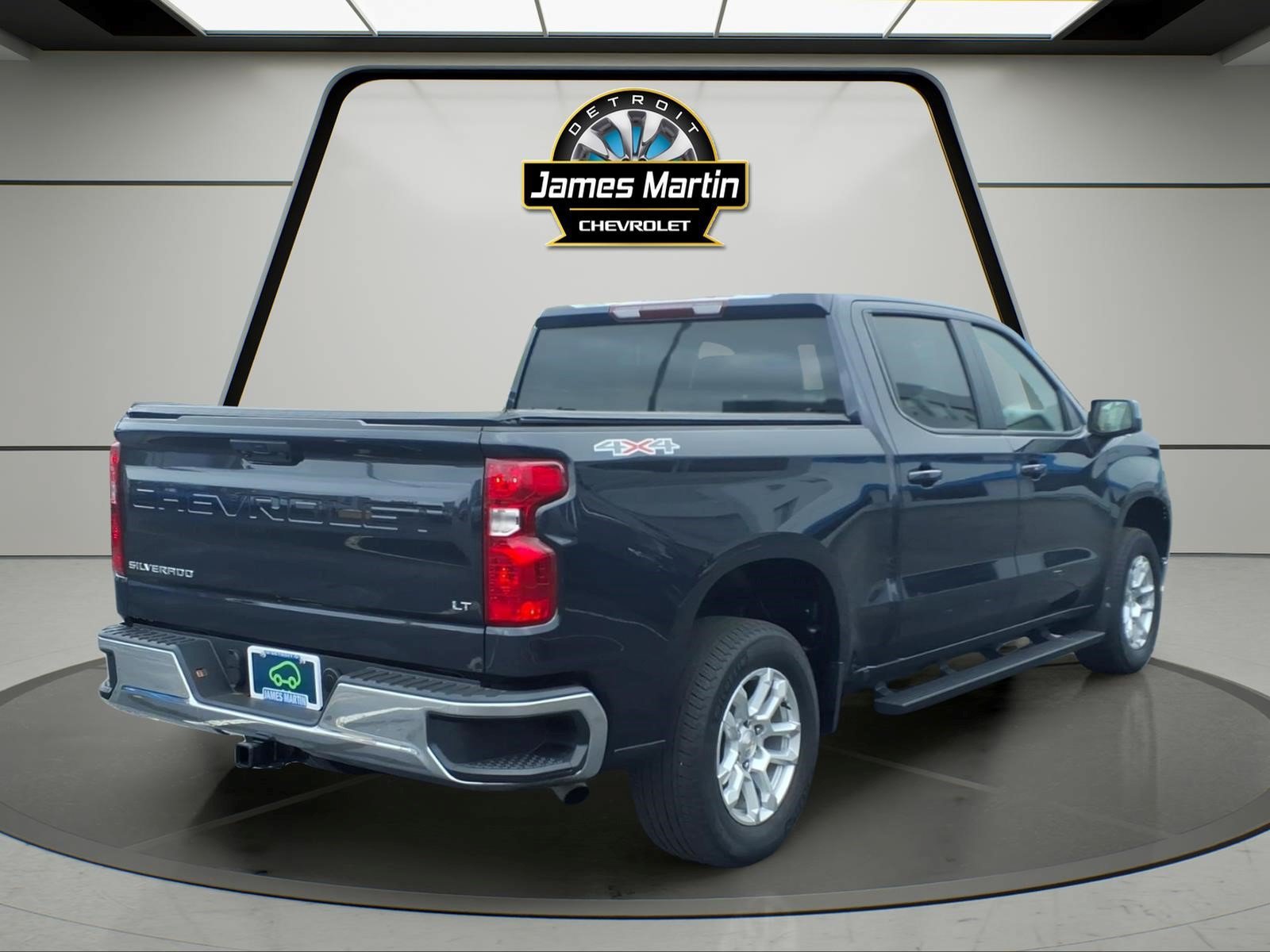 Certified 2024 Chevrolet Silverado 1500 LT AWD/4WD image 4