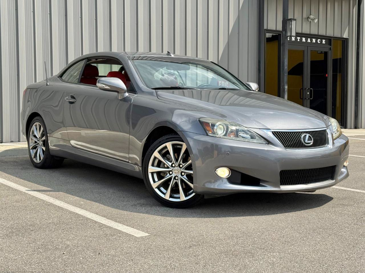 Used 2015 Lexus IS 250C w/ Luxury Package RWD image 3