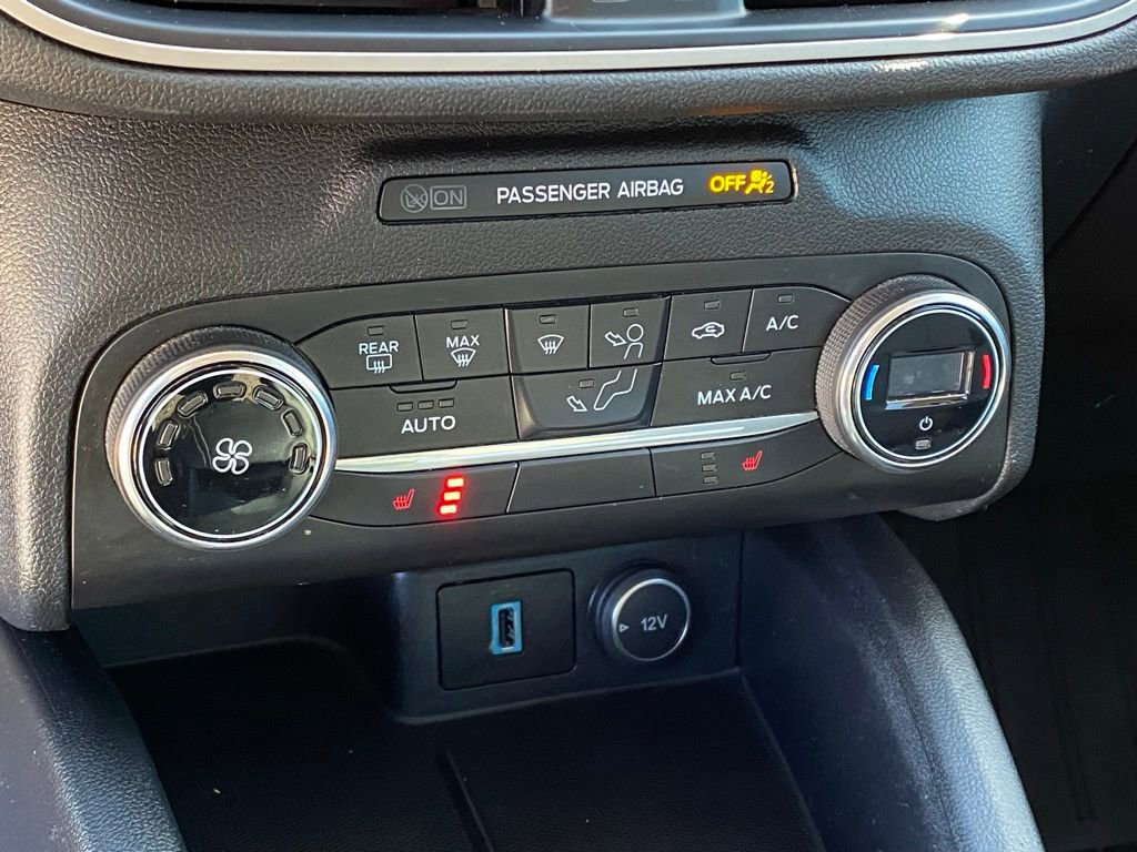 Used 2020 Ford Escape SE image 20