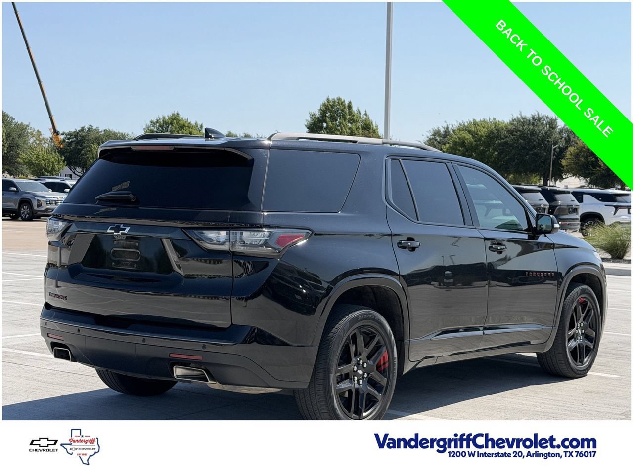 Used 2021 Chevrolet Traverse Premier w/ Redline Edition FWD image 4