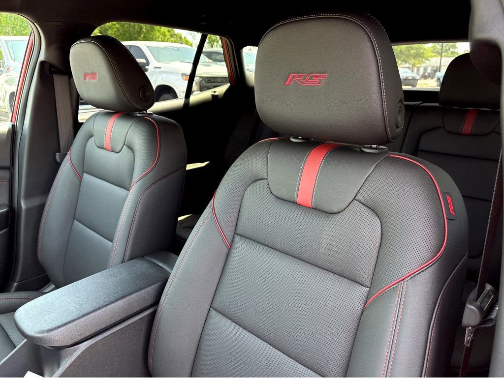 New 2026 Chevrolet Trax RS w/ Driver Confidence Package FWD image 37