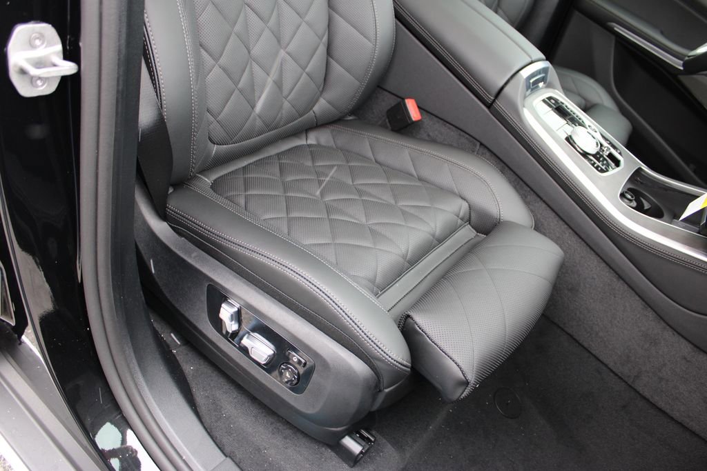 New 2026 BMW X5 xDrive40i w/ Executive Package image 26