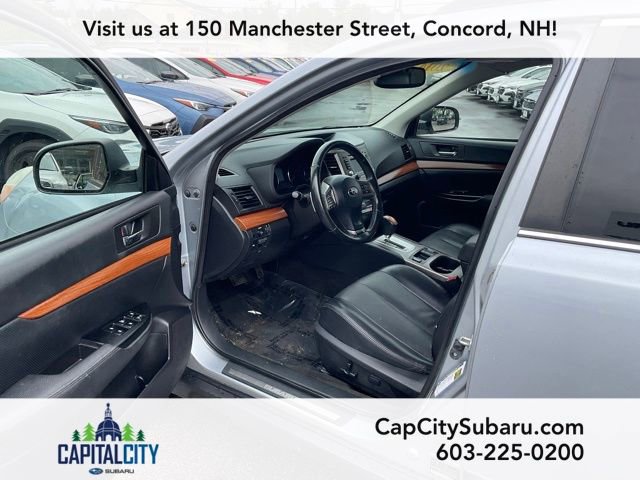 Used 2014 Subaru Outback 2.5i Limited AWD/4WD image 11