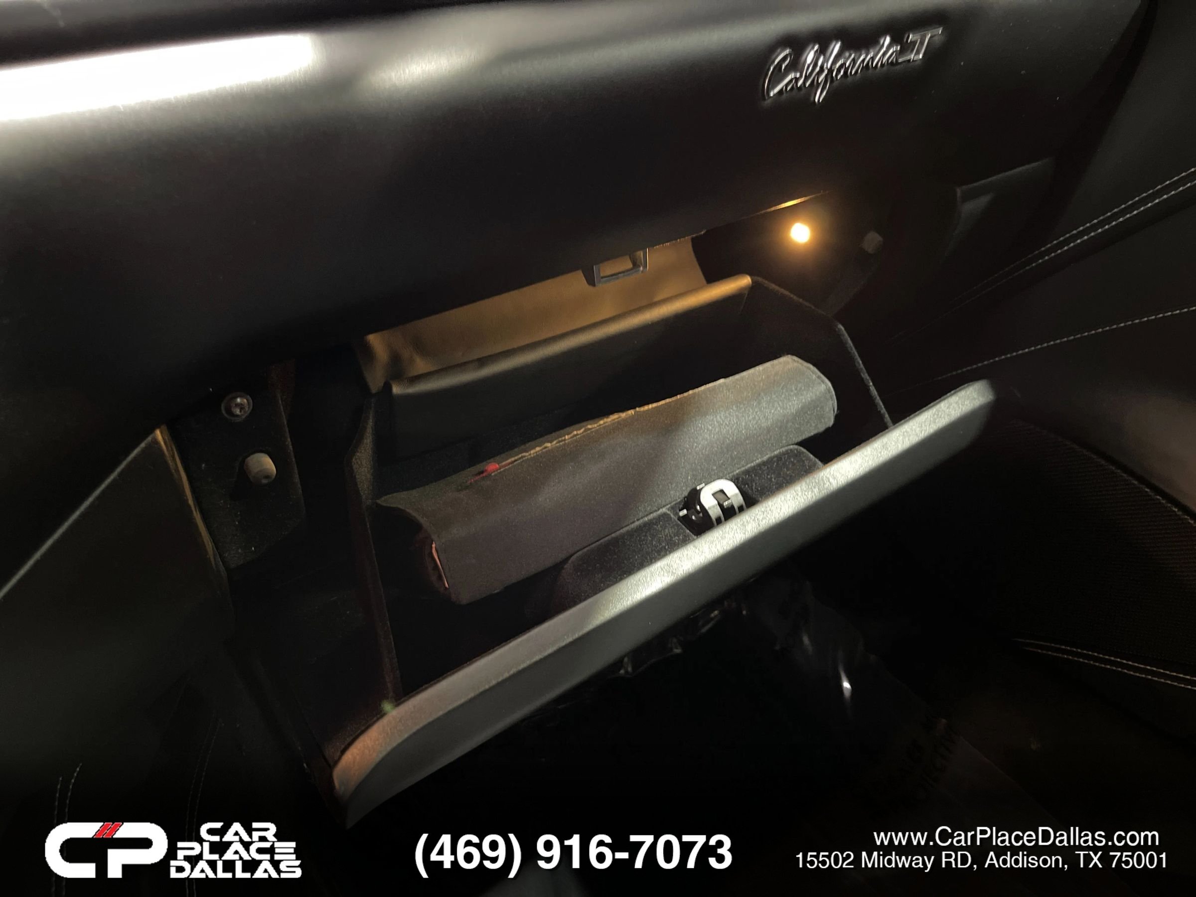 Used 2016 Ferrari California T RWD image 39